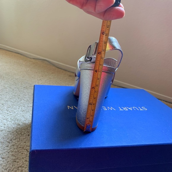 Stuart Weitzman beautiful silver lame Size8 - Picture 13 of 14